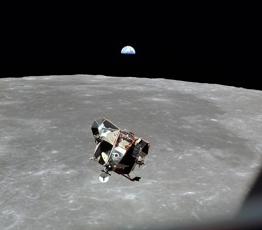 用天文望远镜看美国登月痕迹,国家望远镜是否看到了美国登月