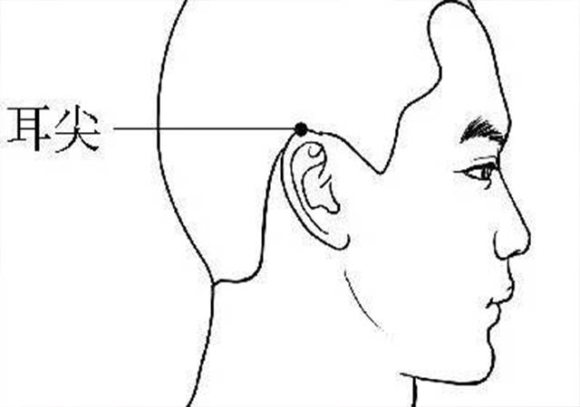 小姐姐熬夜长痘出血,常年熬夜皮肤暗沉长青春痘怎么办