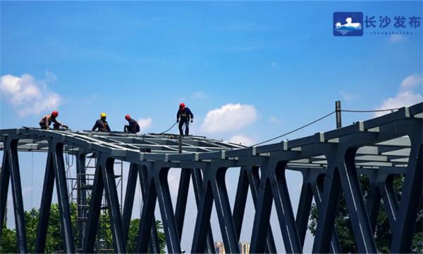 湘江评论|“长沙蓝”刷屏成网红,这波城市形象宣传实力圈粉无数