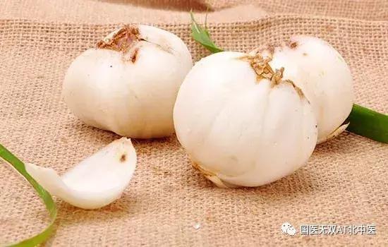 皮肤干燥眼干口干什么原因,皮肤干燥眼干嘴干怎么办