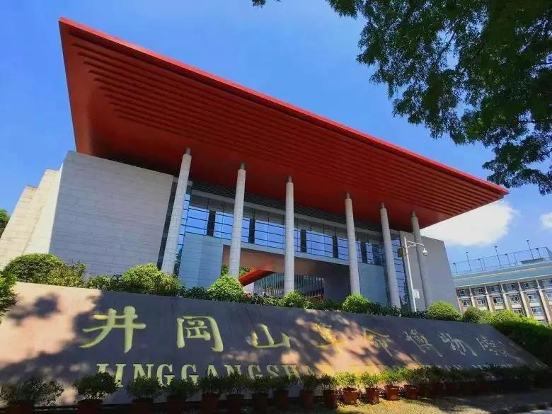 江西博物馆十大镇馆之宝,江西博物馆和南昌博物馆哪个好