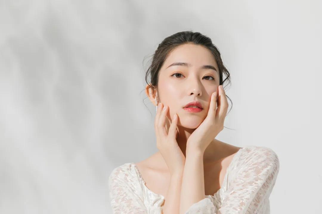 皮肤粗糙毛孔大用什么护肤最好,护肤粗糙怎么改善