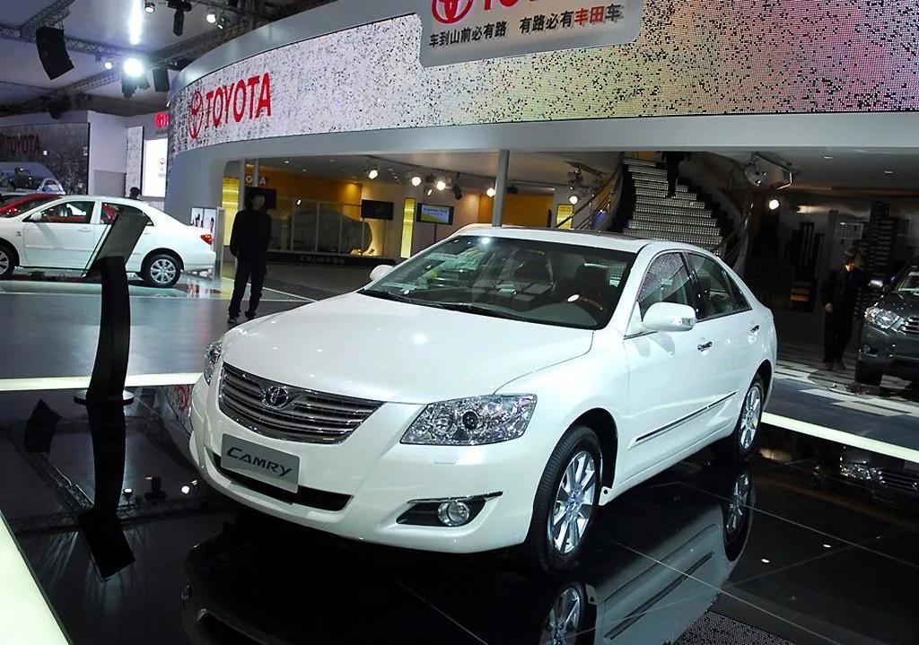 丰田凯美瑞的性价比,凯美瑞值十万块钱么