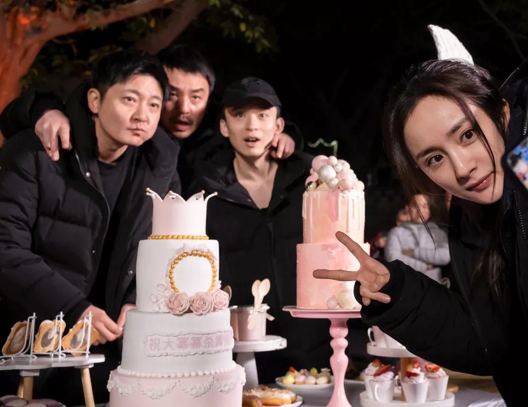 杨幂近期照片发型,杨幂生图曝光颜值