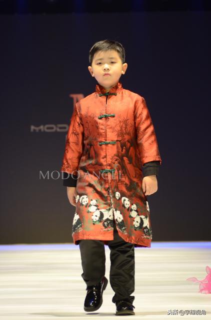 童心筑梦秀彩华服——MODOANGEL魔豆天使高端儿童礼服璀璨绽放