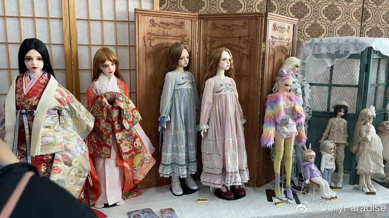 为什么年轻人都陷进了“娃圈”?|当代年轻人迷惑行为破解