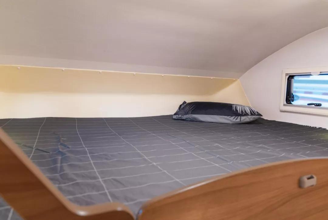 亚特y8纪念版房车,亚特纪念版y8房车价格