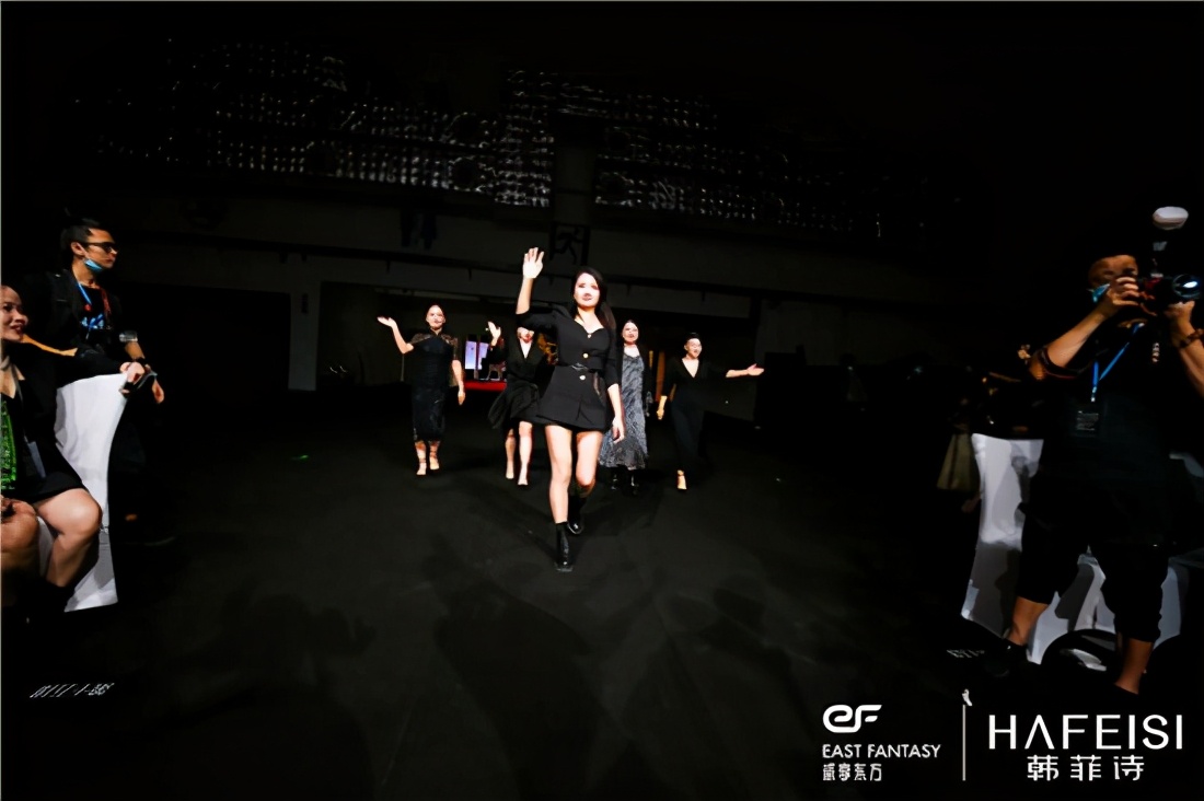 韩菲诗国庆节,韩菲诗直播回放完整版