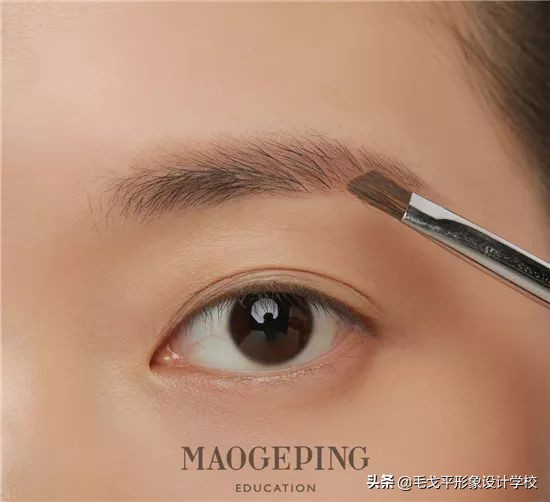 怎样画眉毛漂亮,漂亮的眉毛怎么设计好看