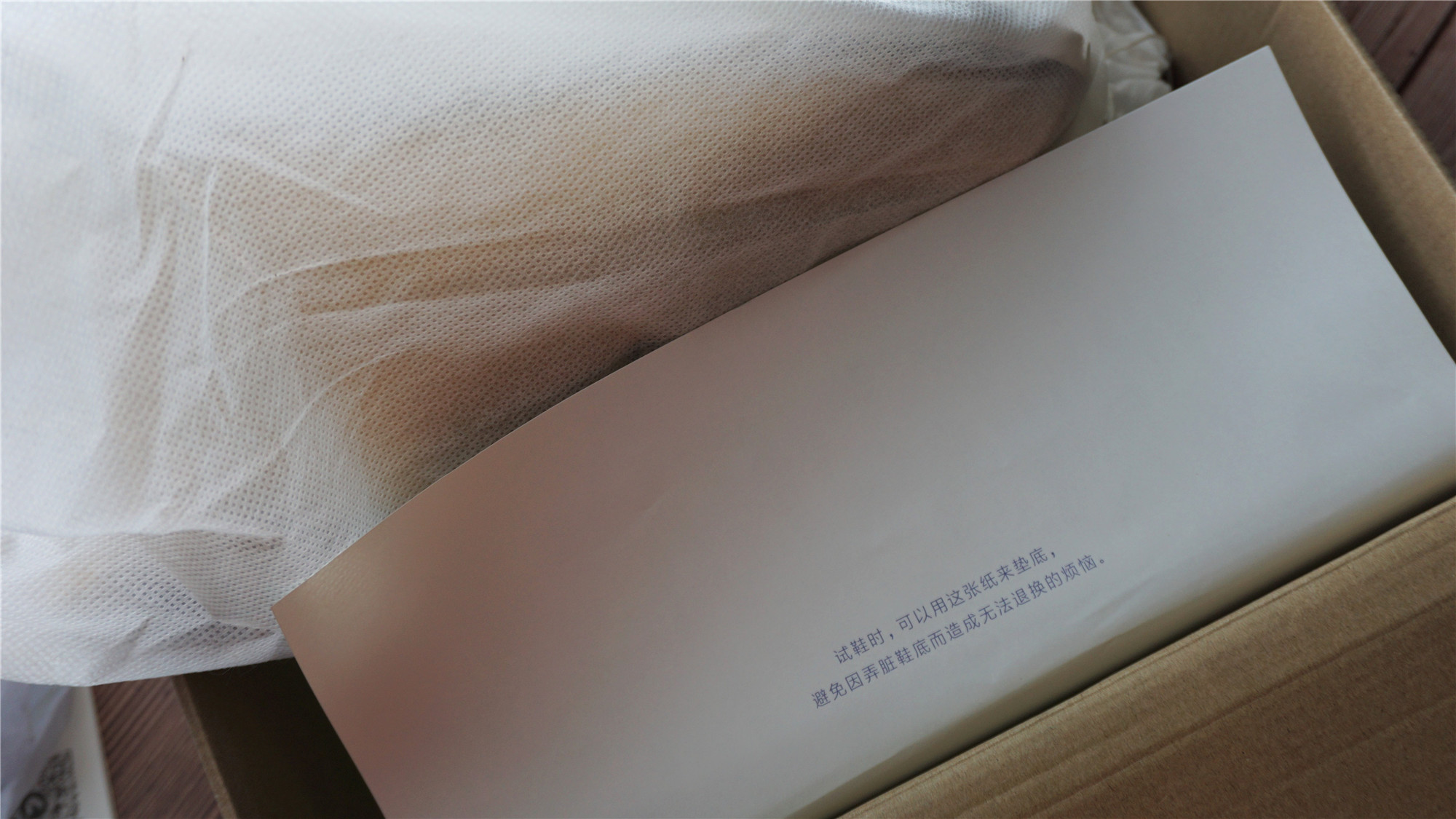 冬日踩雨必备！七面工装鞋上脚体验：不到300这材质我亏了吗？