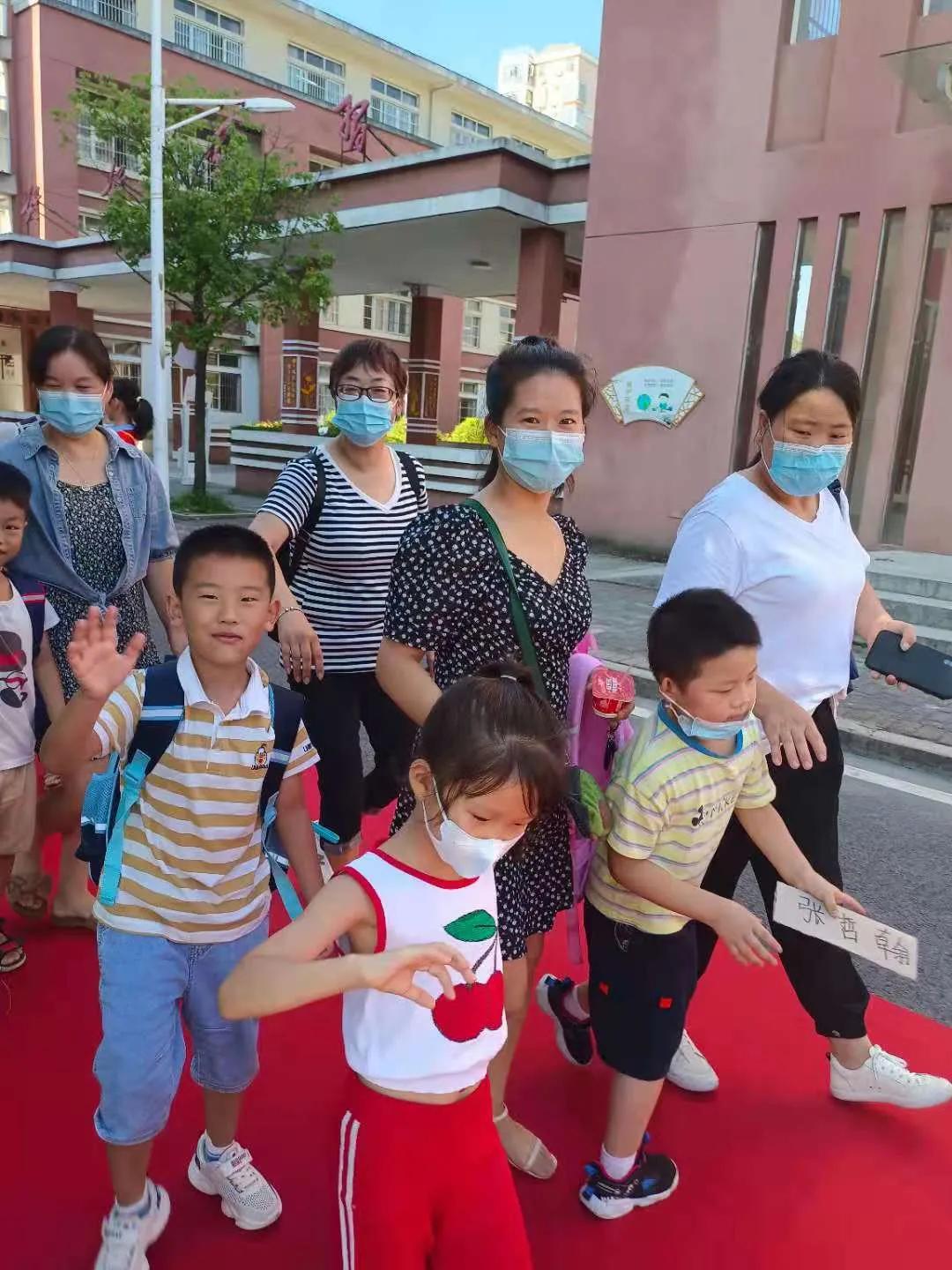 迎着朝阳，积极向上——铅山县河口一小一年级新同学“迎新派对”