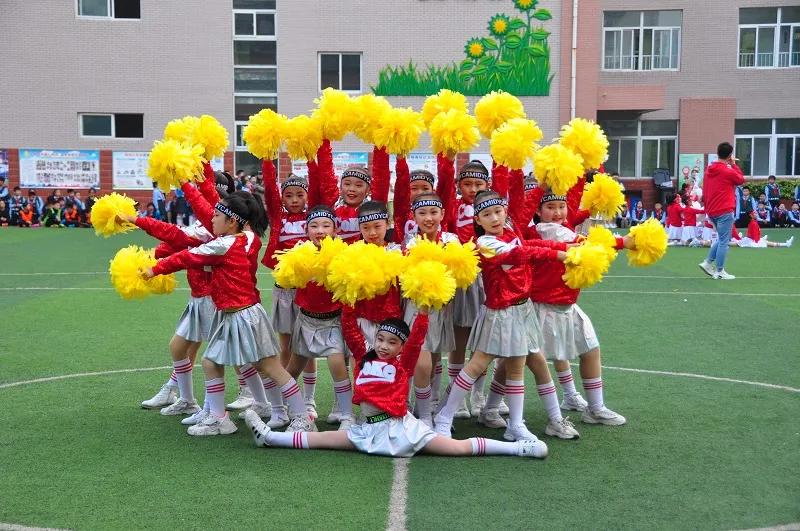 小学足球文化节开幕式,开封县街小学足球赛2024年