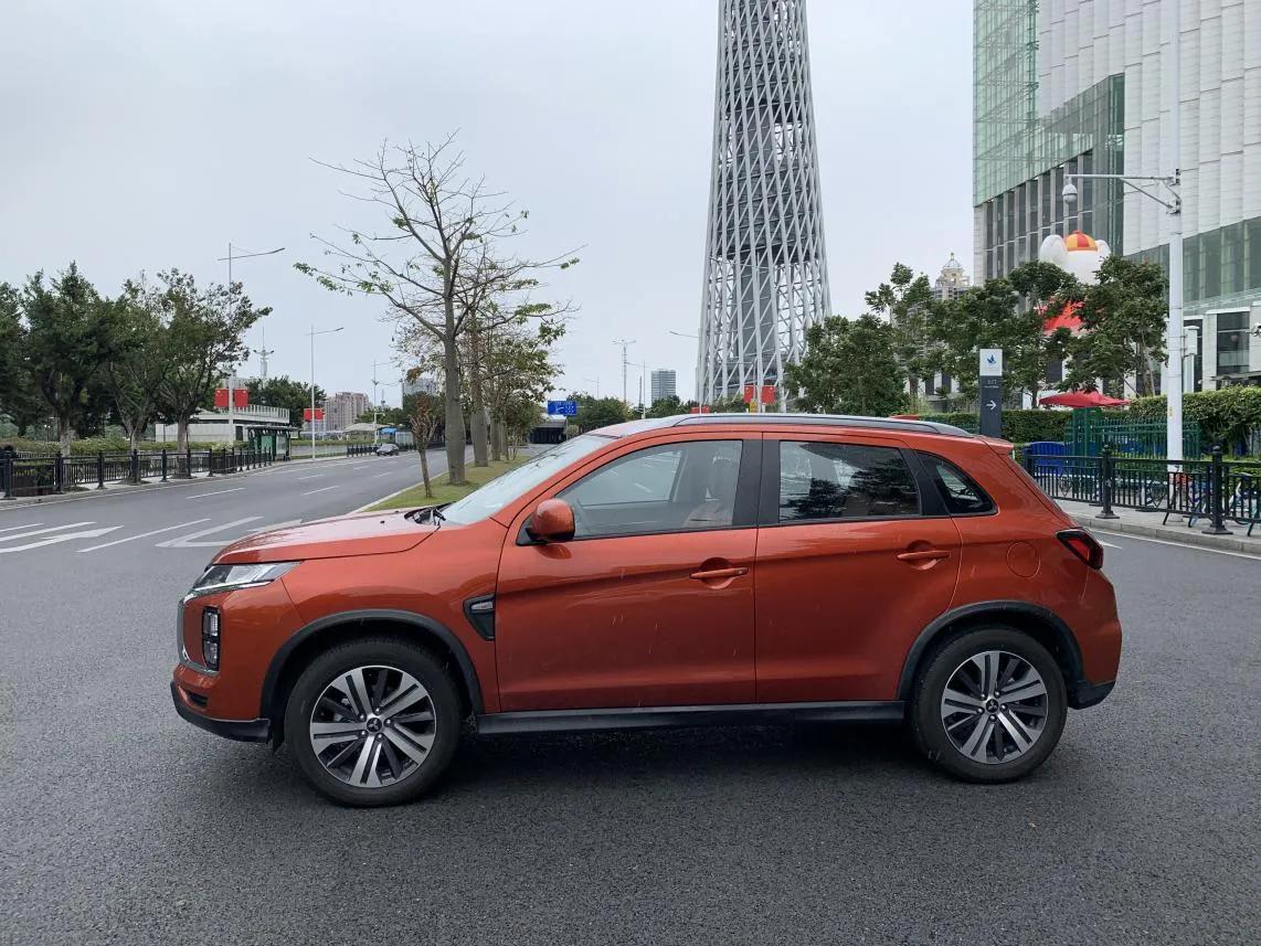 三菱劲炫一箱油可以开多少公里,三菱劲炫百公里