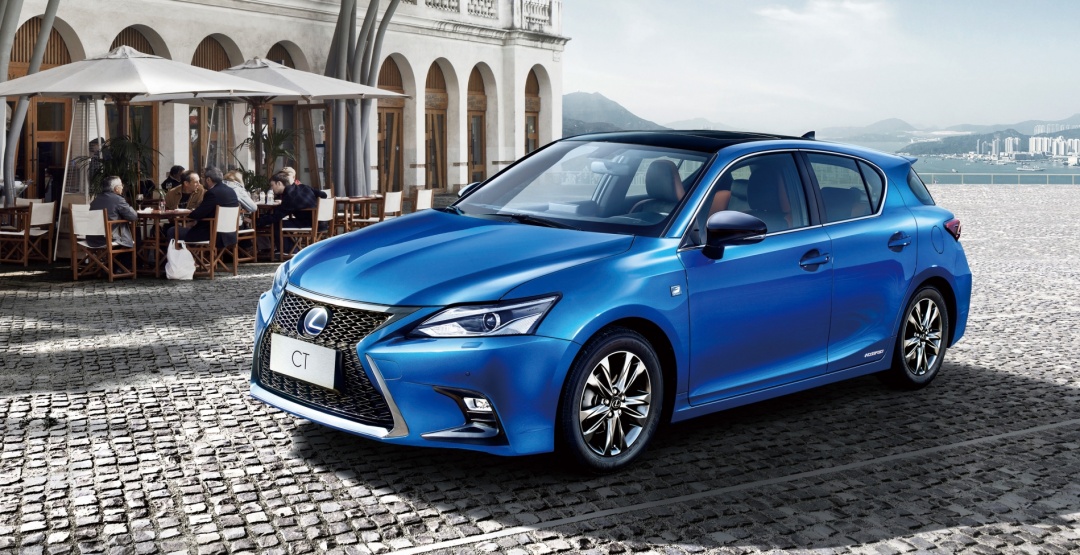 沃尔沃v40和雷克萨斯ct,沃尔沃两厢车v40新车落地价格