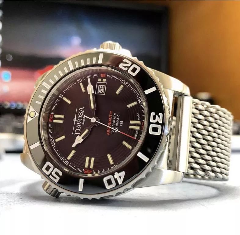 钢带手表怎么选,钢带手表应该怎么摘比较不会坏