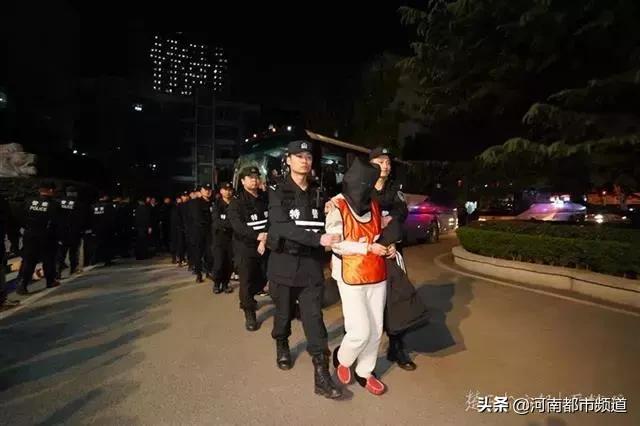 武汉男子被骗33万,小伙投资被骗120多万