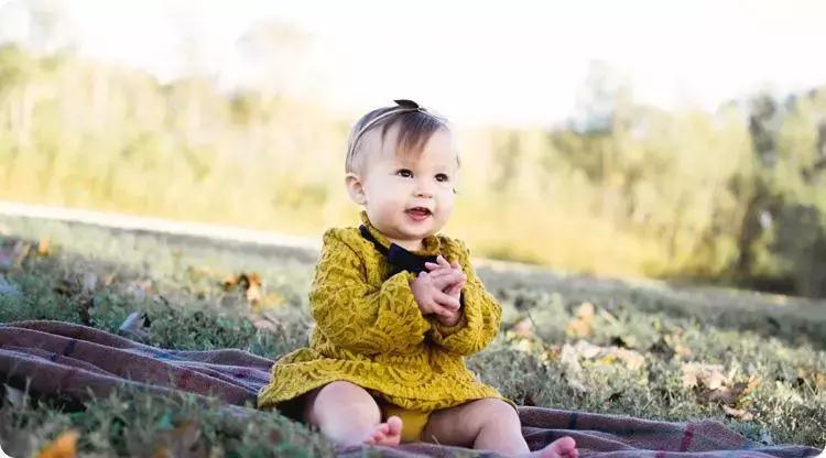 梦见小孩预示犯小人是真的吗,做梦梦见小孩容易犯小人是真的吗