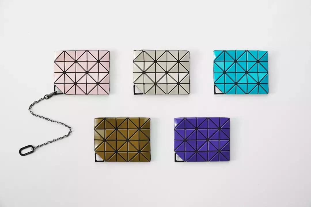 三宅一生秋冬新品包包不够燃，COACH、CONVERSE的日本限定款