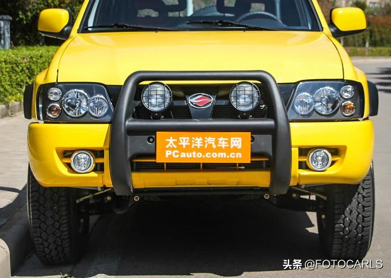 陆风x92013款2.0t四驱柴油版,陆风x92.4汽油版内饰