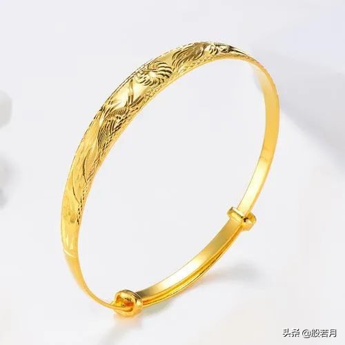 金手镯9000多买到假的完整版,18000黄金手镯