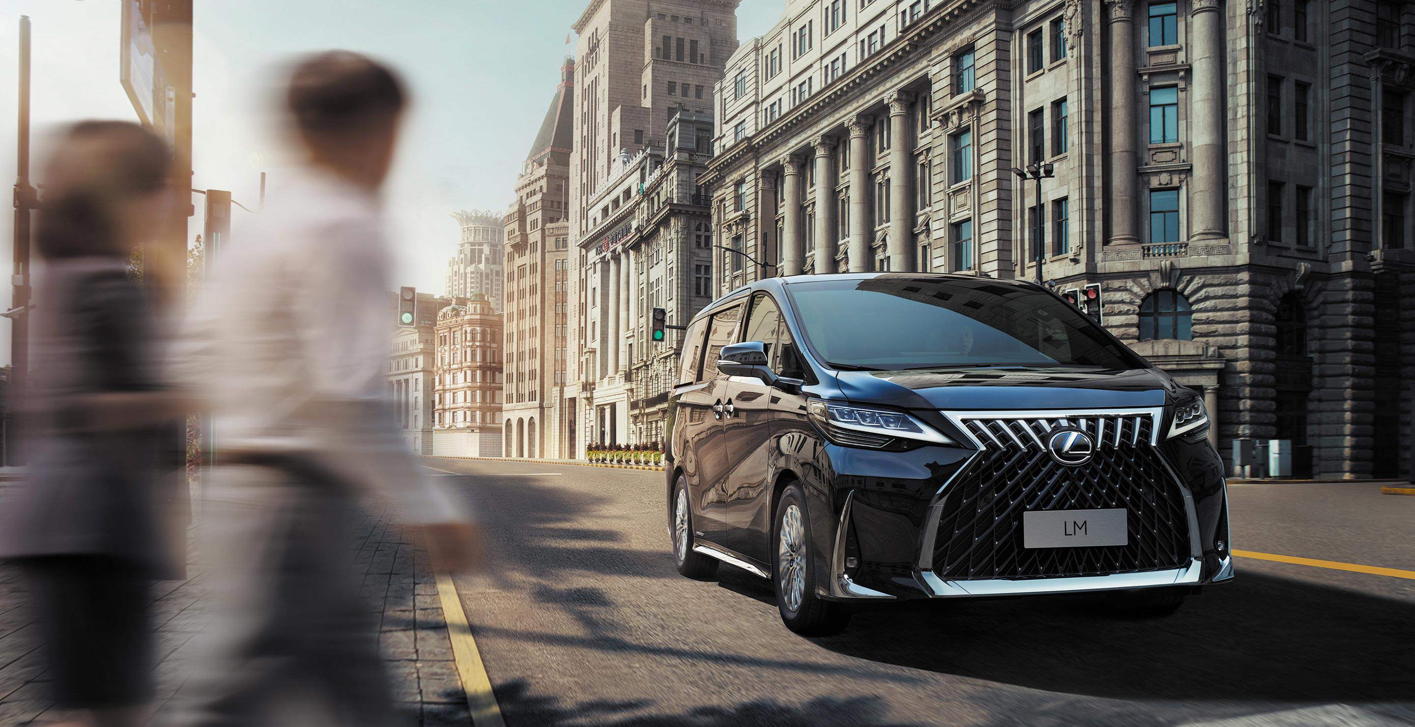 加价到几许？买雷克萨斯LM真是人傻钱多吗？