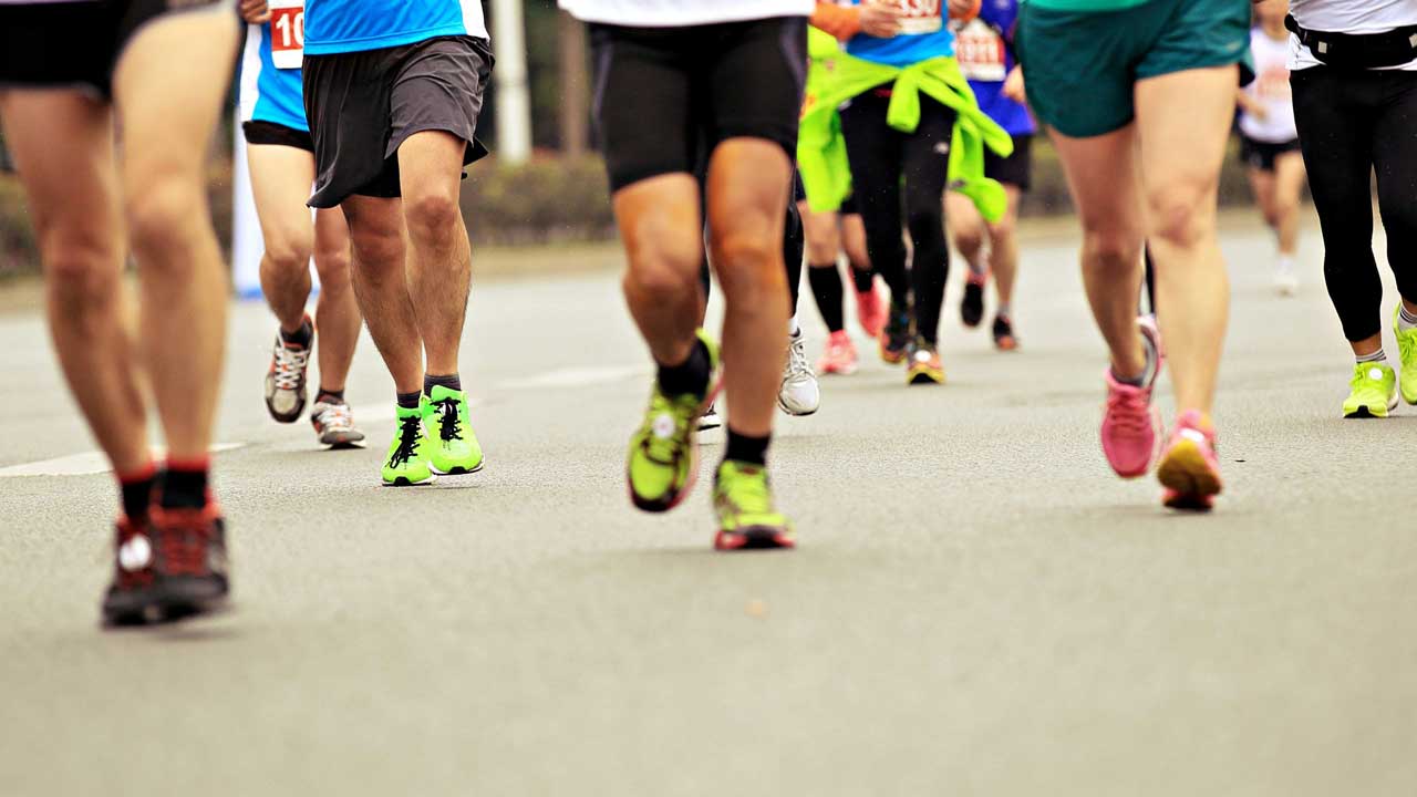 你的鞋子值多少钱,100元的跑鞋和1000元的有什么区别