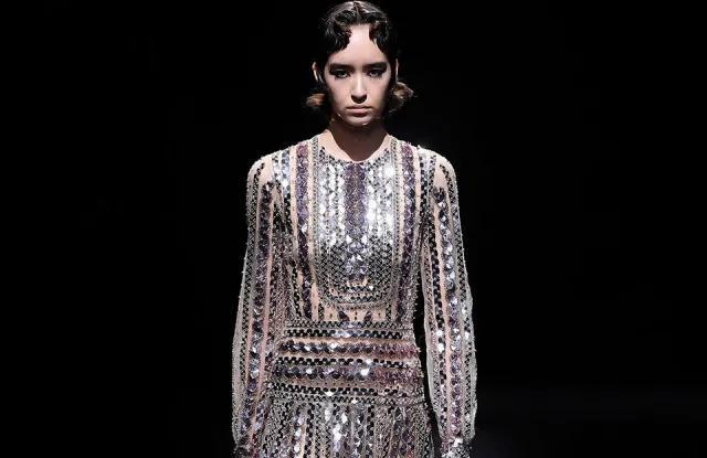 美邦服饰转让股权套现近2亿还债；Valentino去年净亏逾1.2亿欧元