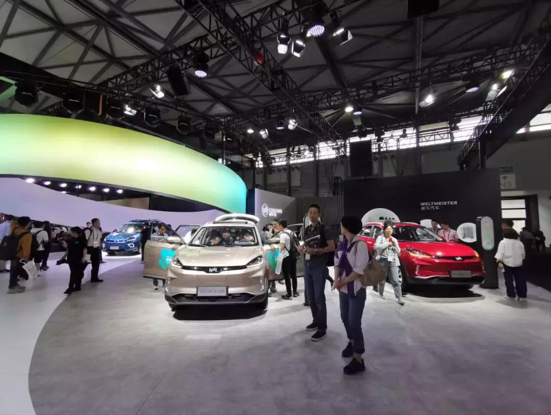 威马汽车创造纪录,威马新车专利图片