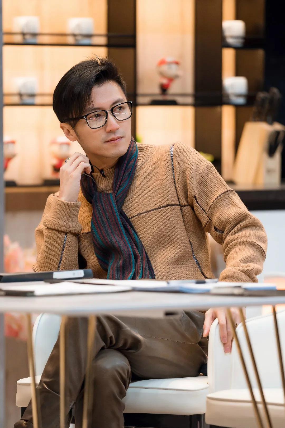 80年代复古港风男星,夏季穿搭最好看的男明星