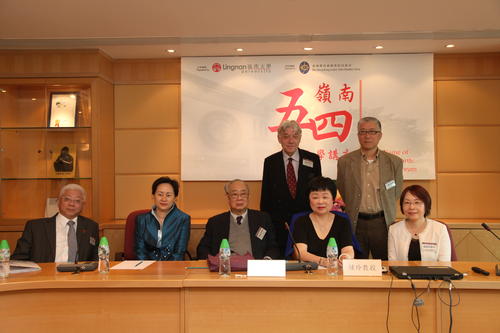 张爱玲文笔有多厉害,张爱玲英文水准