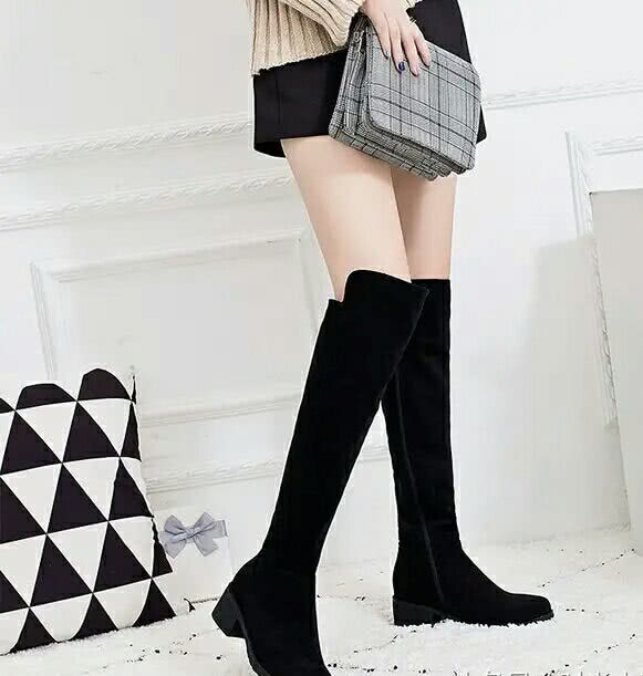 腿粗可以穿哪种长筒靴显瘦,腿粗的能穿马丁靴么