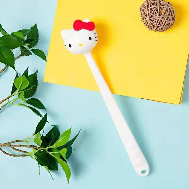 彩妆蛋成石头?唇釉成胶棒?在这里只要他想,没有不敢