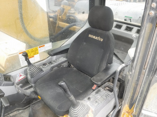 17年小松200挖掘机经典机型,小松pc200-6挖掘机