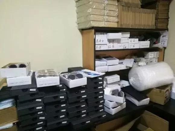 在香港购物回来还要过关吗,在香港买奢侈品会不会遇到假的