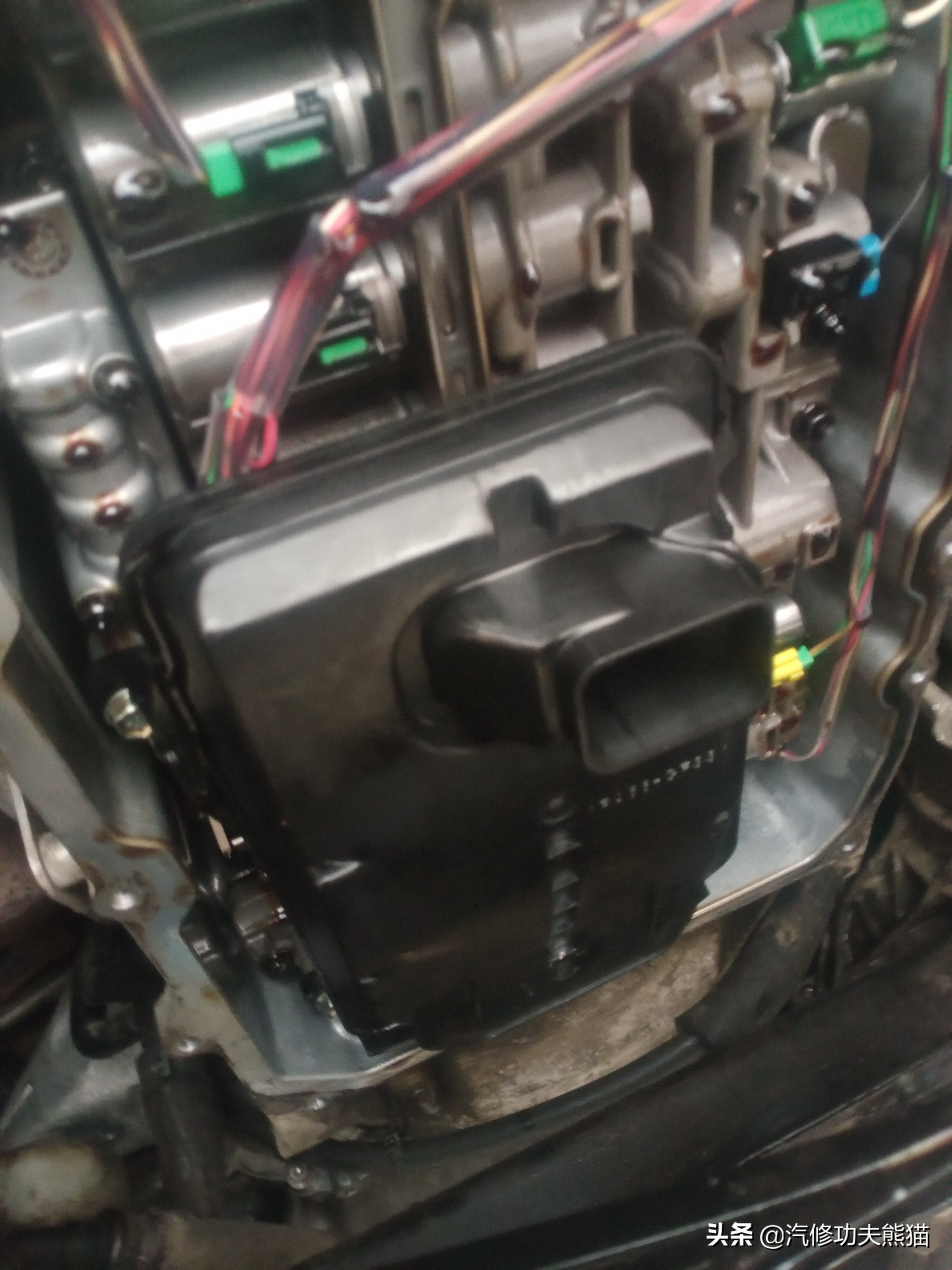 只因修烧机油却被人修到残废！4S拒修！一台奥迪Q7的重生路