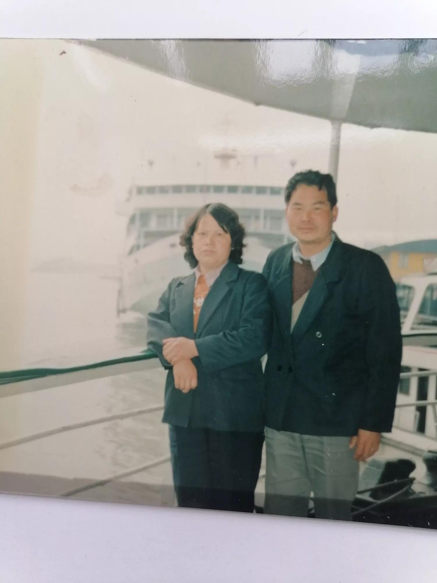 给老婆的结婚纪念日蓝宝石礼物,结婚纪念日蓝宝石蛋糕