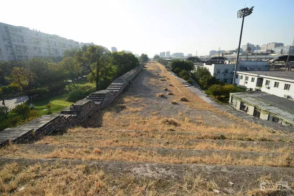 北京九门八点一口钟图片,北京九门八点一口钟