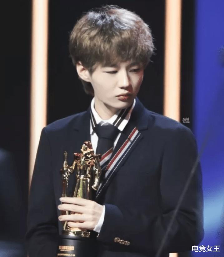 刘青松粉丝互动落泪,刘青松粉丝爆料