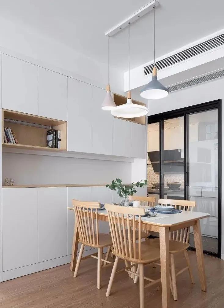 餐厅太小怎么设计节省地方,餐厅小了怎么设计卡座