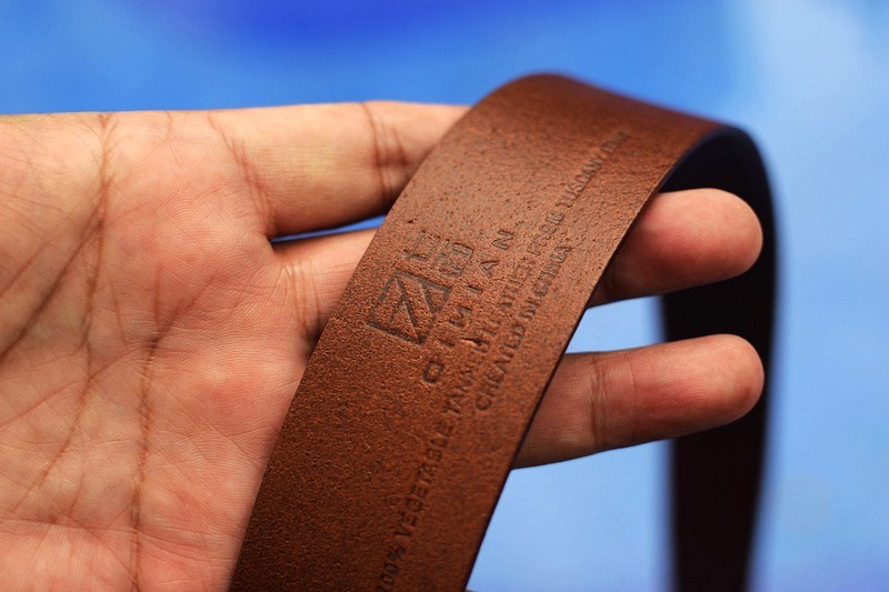 针扣头层男士皮带,男士休闲商务腰带自动扣百搭皮带