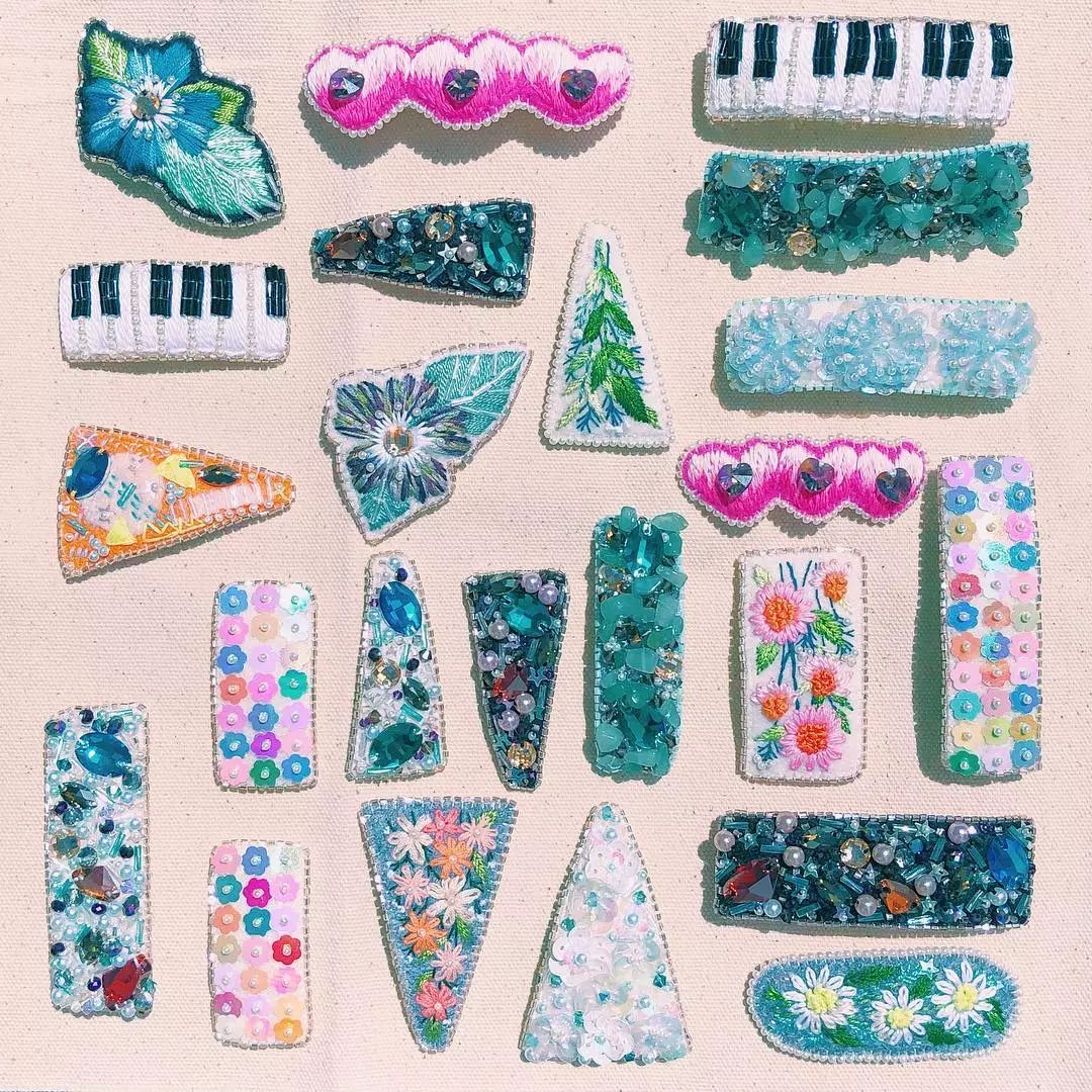 姑娘带着针线去旅游,刺绣记录最美风景，Gucci都找她合作！