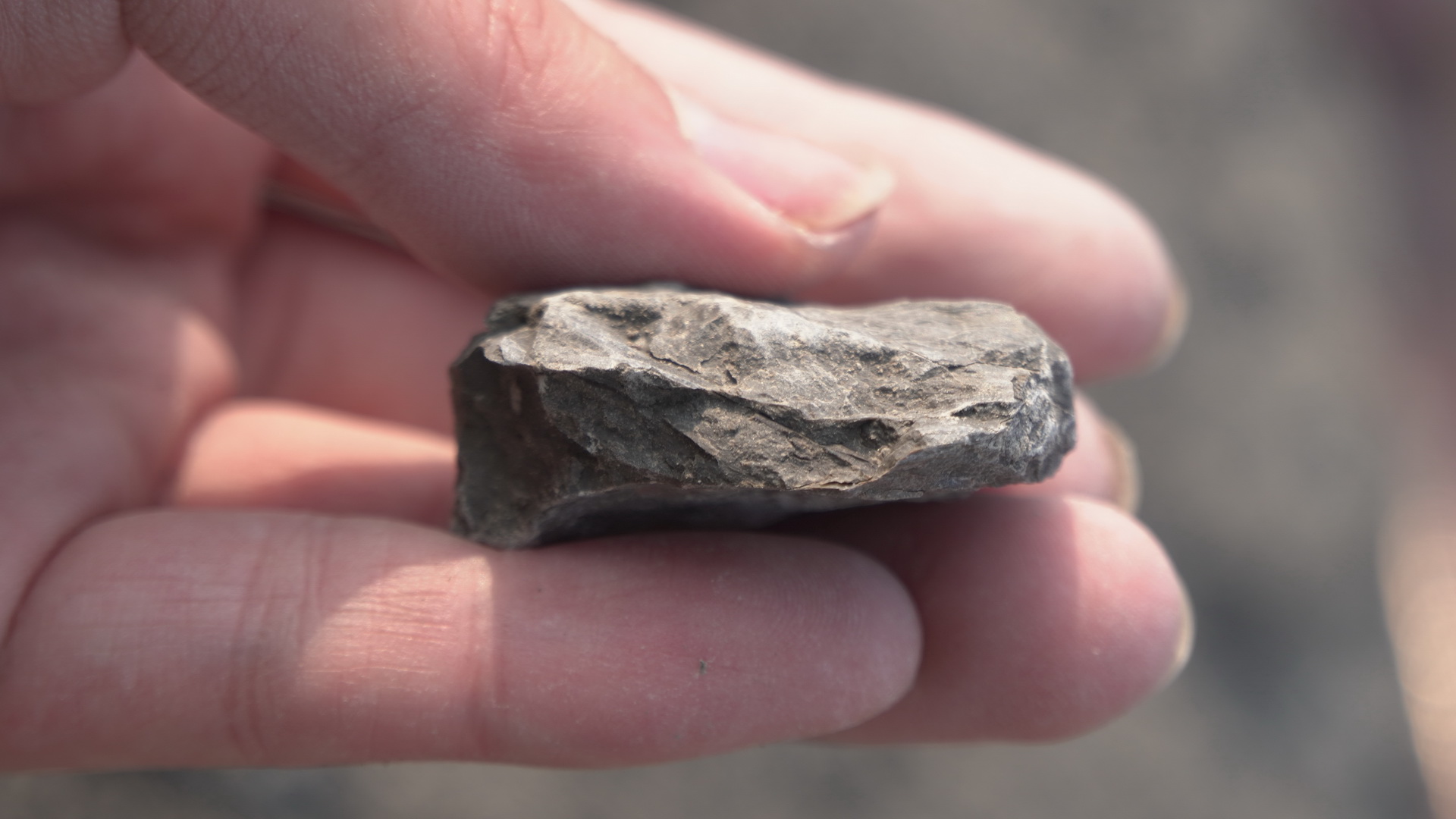 紫砂灰段泥是什么泥料,青灰泥紫砂没有颗粒