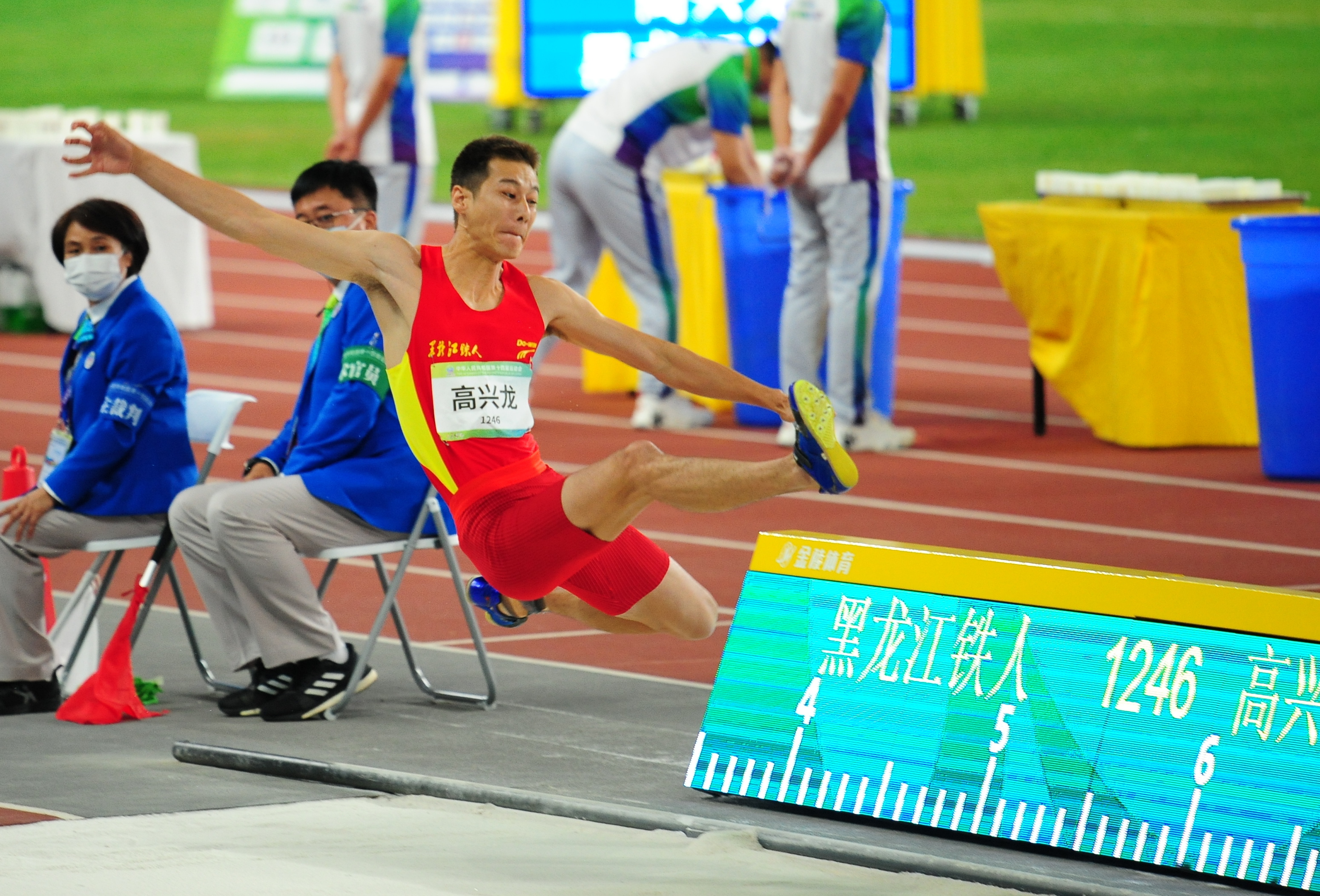 记者带你看全运|田径女子链球黑龙*罗江**娜摘铜