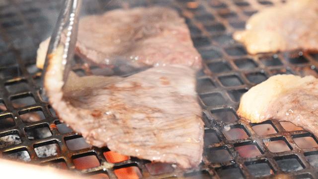 日本最贵和牛店,日本最厚的牛排店铺