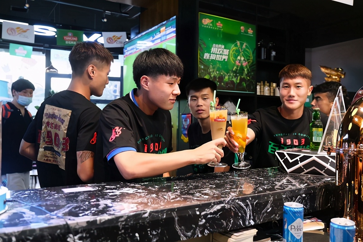 青岛啤酒杯足球,青岛啤酒足球对阵表