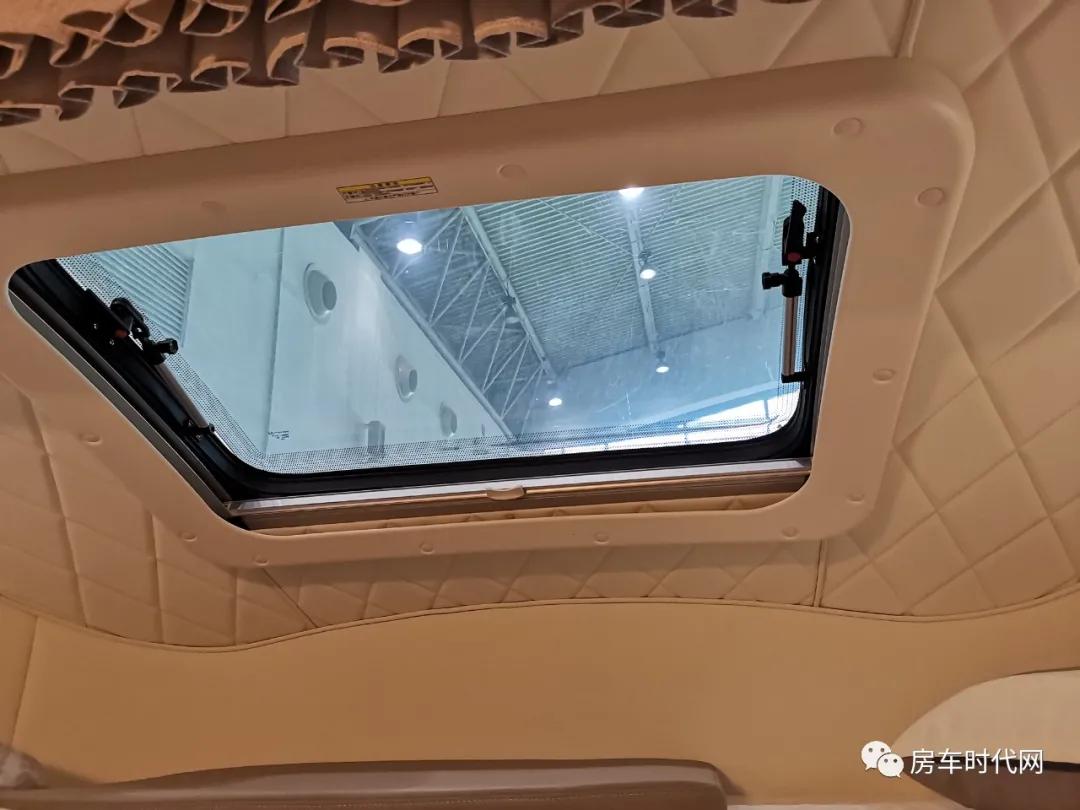 中额头内有大乾坤!洗衣机外置金冠格林卡诺E款