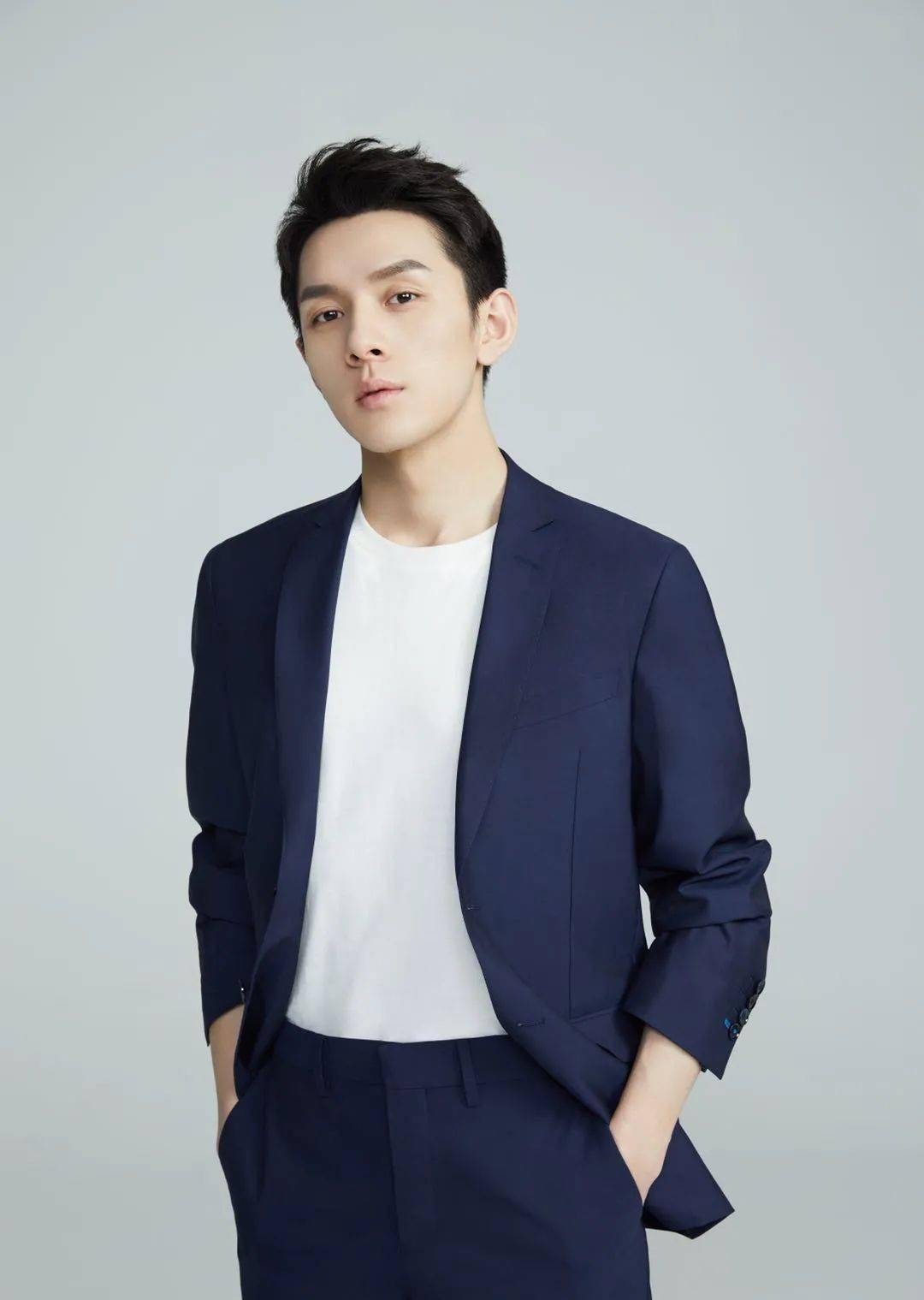 香奈儿柔光气垫和果冻气垫对比,香奈儿果冻气垫色号推荐