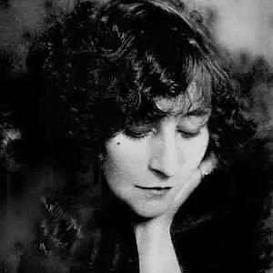 西多妮科莱特真实身高,西多妮加布里埃尔科莱特