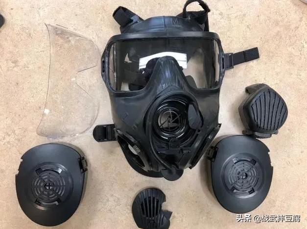 雅芳m50防毒面具的官网,m50防毒面具加上四目夜视仪