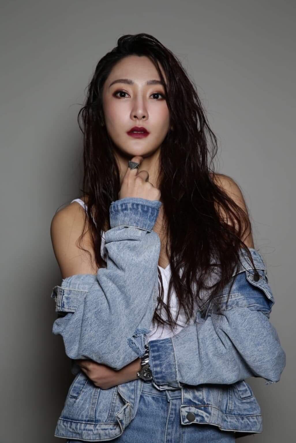 徐玮婷秀美照引*动暴**，遭起底原来是好久不见的虎妞